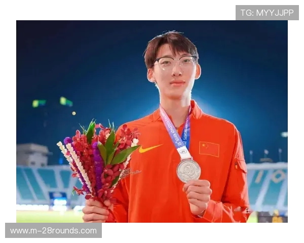 中国游泳队亚锦赛再添七金 徐海博王浩宇延续强势表现